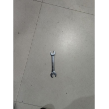 扳手